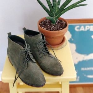Seychelles | Green Suede Lace-up Ankle Boots